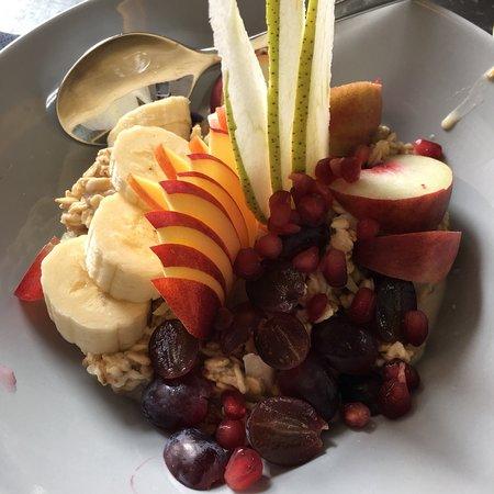 Oliv Cafe
